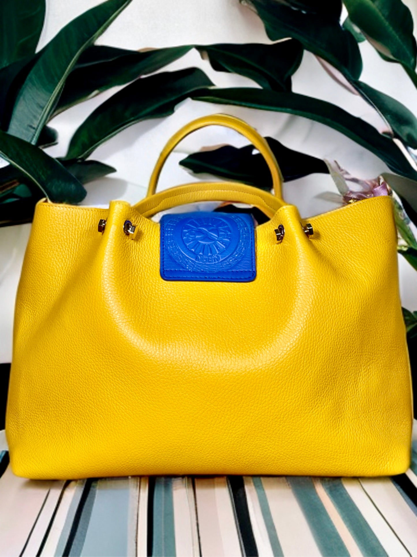 Borsa Naòn Helion Perseo