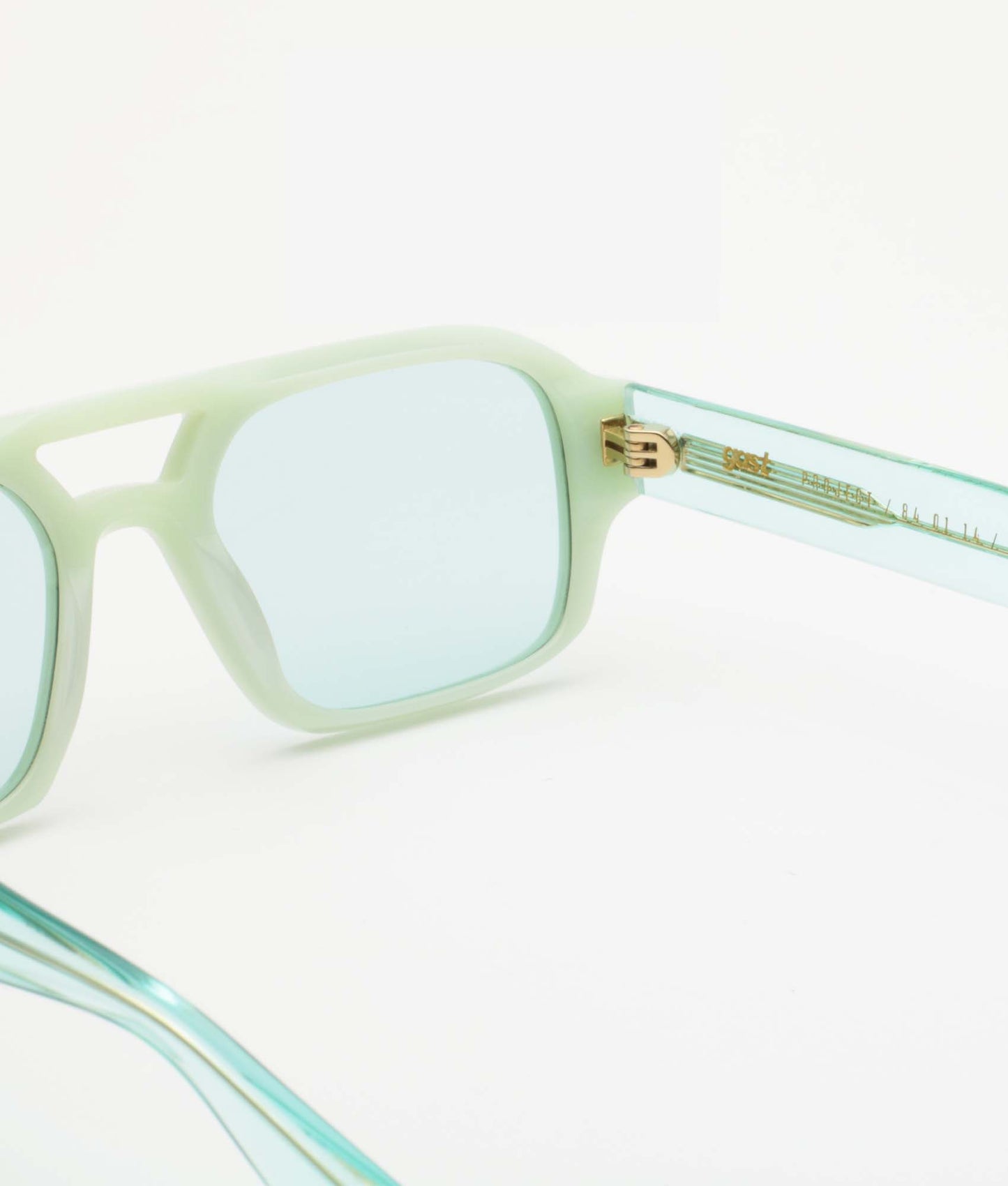 SERAI Sage Green